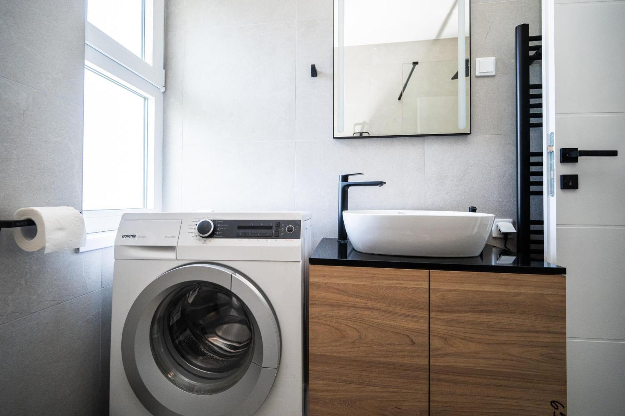 Bright 2Bdr Apartment With Balcony - Free Parking SJJ Exterior foto